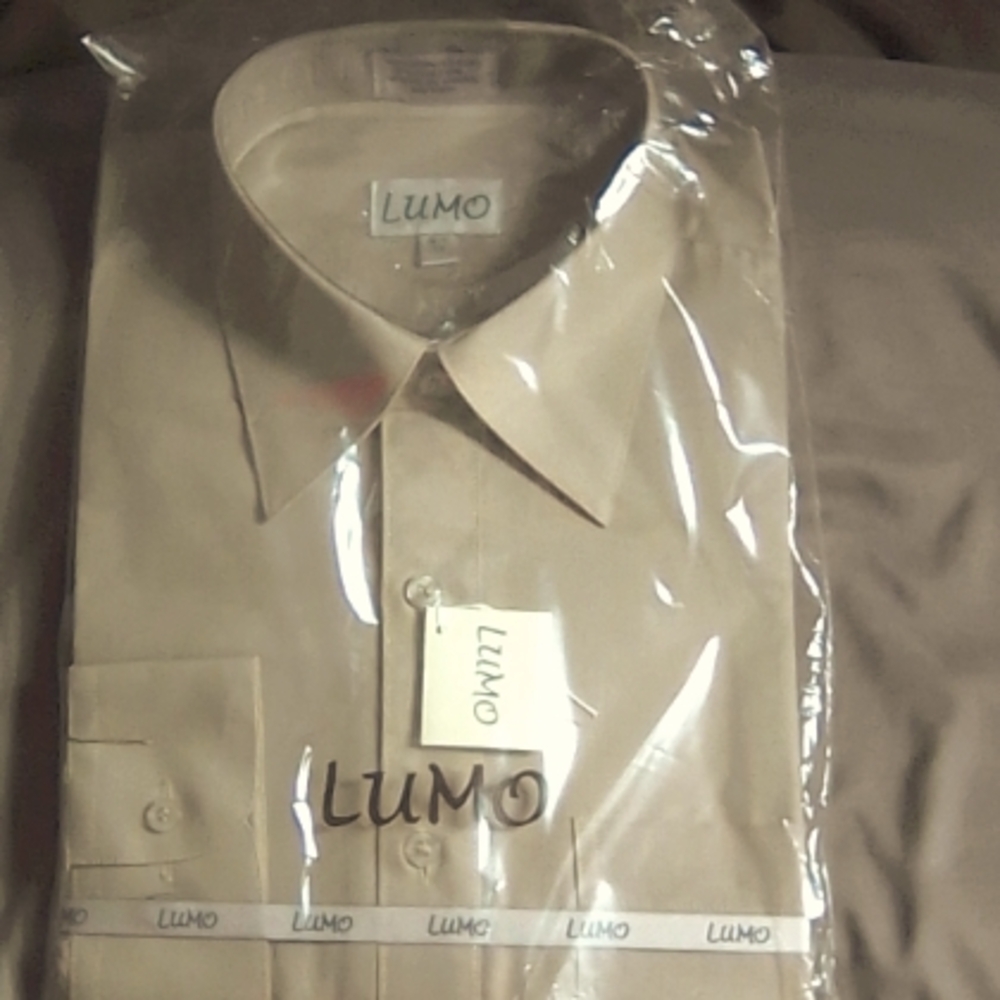 NWT Lumo mens Dark tan long sleeve dress shirt Size M (15 1/2) & Large (16 1/2)